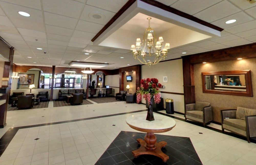 E Banquet & Conference Center 3*